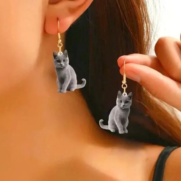 Calling All Cat Lovers | Women's Girls Gray Dangle Cat Earrings - Gift - Picture 4 of 6